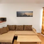 Studio Apartment Ogi